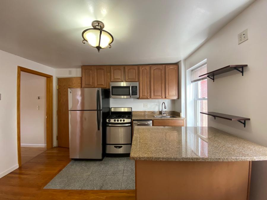 20 Hanover Ave. unit 2