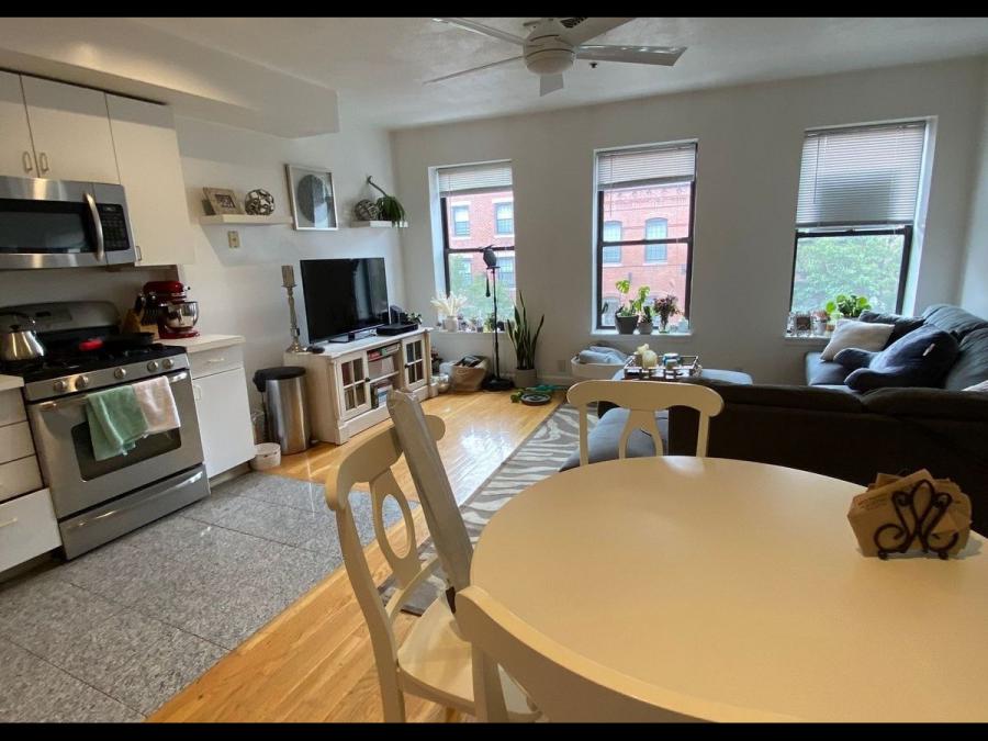 234 Hanover St. unit 2