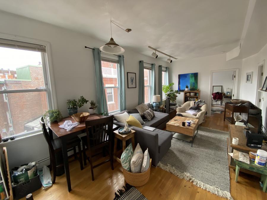 25 Hanover AVe. unit 4